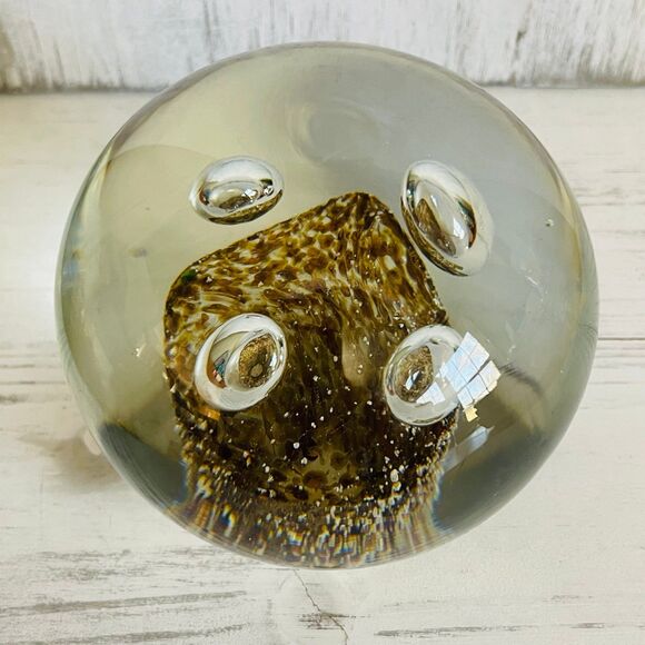 Beautifully Crafted Glass Paperweight Large Controlled Bubbles Made in Poland - Picture 2 of 10